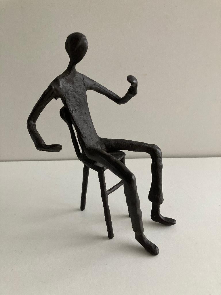 Beeldje : Zittend abstract figuur in brons, Ophalen of Verzenden, Zo goed als nieuw, Mens