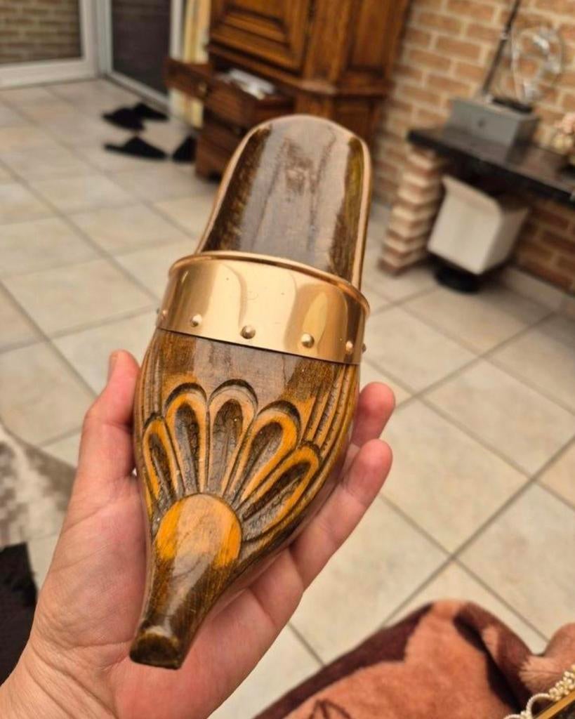Vintage slipper muurdecoratie met koperen beslag, Enlèvement ou Envoi