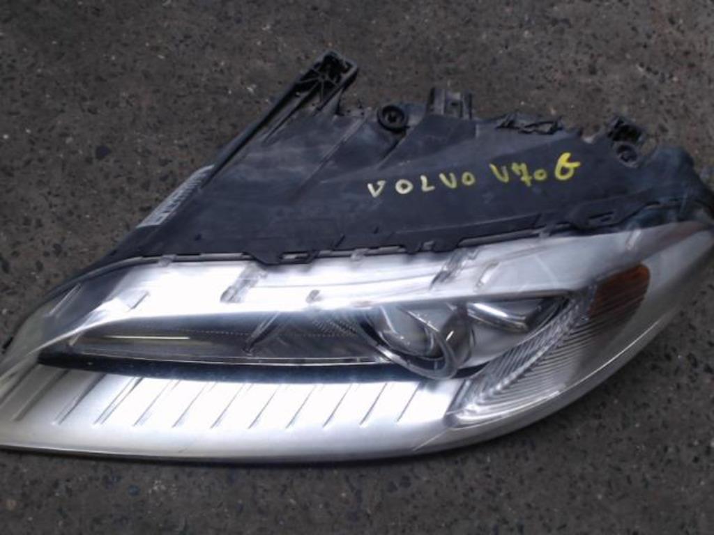 Optique avant gauche Volvo V 70 II 2013 LP/14857, Enlèvement, Utilisé, Volvo