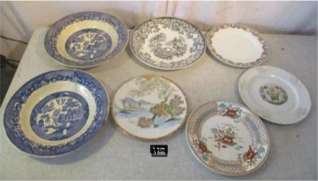 7 belles assiettes décoratives en porcelaine antique, Enlèvement ou Envoi