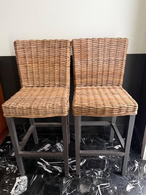 Barkrukken 2 stuks (riet), Huis en Inrichting, Barkrukken, Ophalen, Met voetsteun, Hout, 60 tot 90 cm