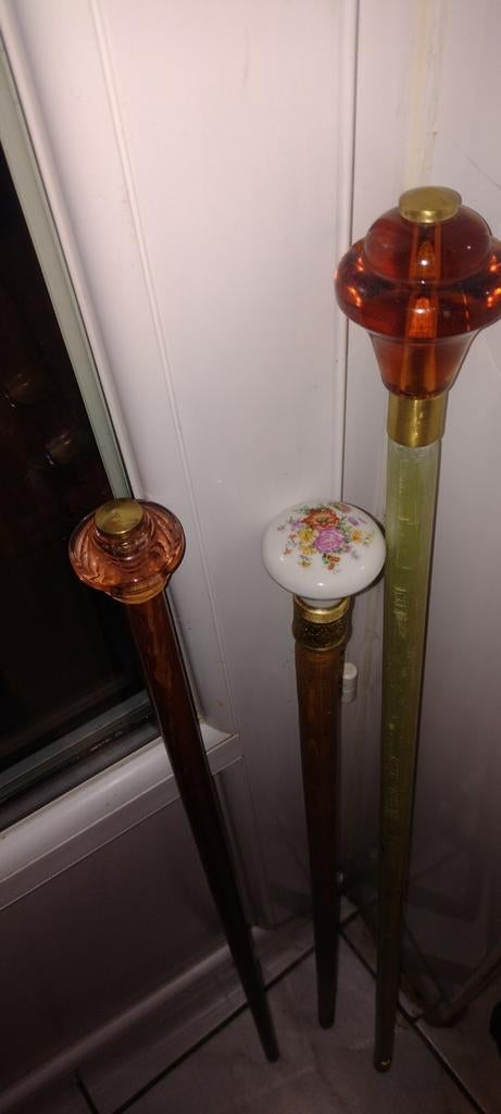 Riet met knop van glas of porselein
