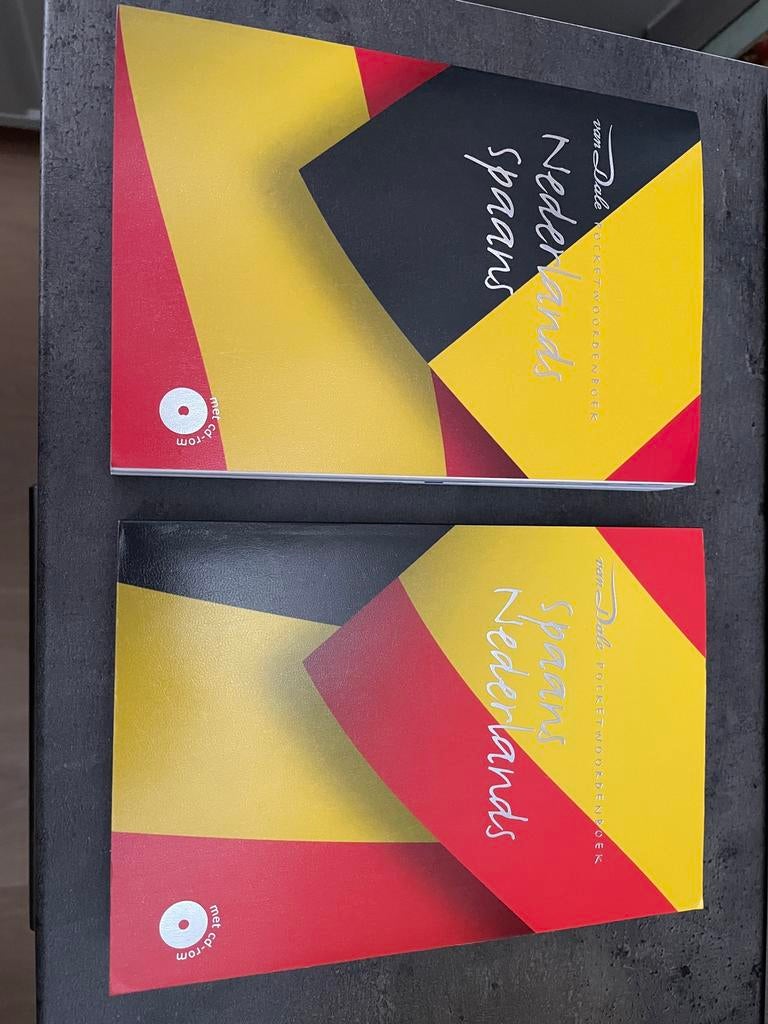 2 Van Dale pocketwoordenboeken Spaans-Nederlands, Boeken, Nederlands, Nieuw, Ophalen of Verzenden, Van Dale