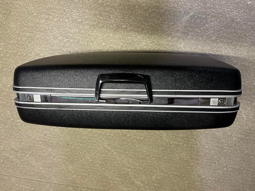 Samsonite, Enlèvement, Comme neuf