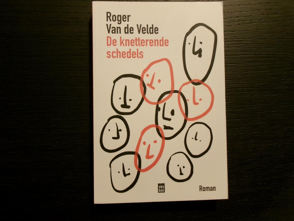 De knetterende schedels  -Roger Van de Velde-, Boeken, Literatuur, Ophalen of Verzenden