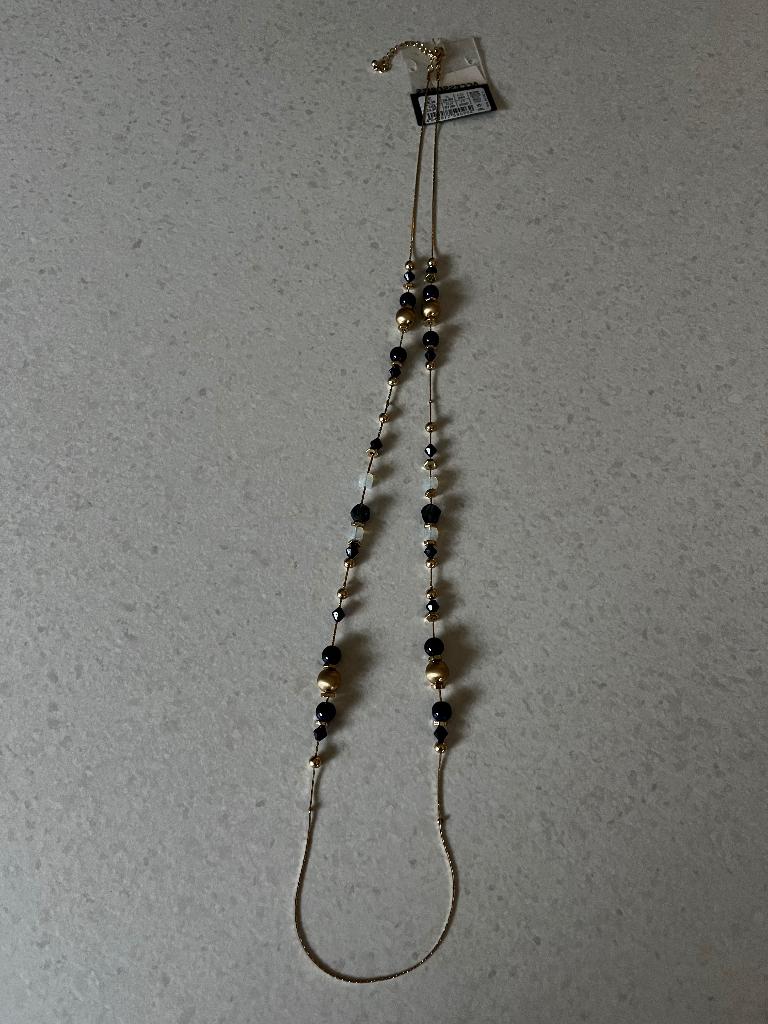 Ketting met zwarte en gouden kralen – 48 cm, Ophalen of Verzenden, Nieuw, Goud