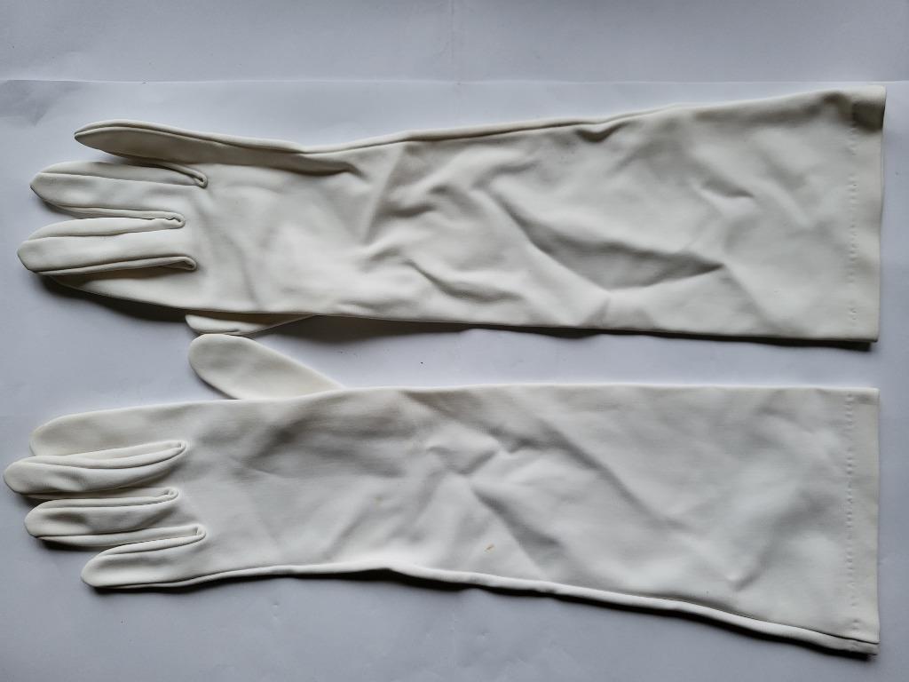 vintage handschoenen jaren 60 - 70 12eur per stuck, Ophalen of Verzenden, Gedragen, Handschoenen