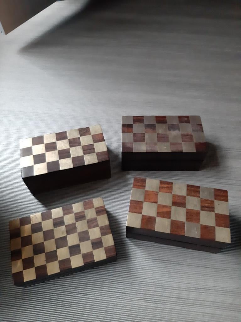 Boîte à bois décoration avec carré de cuivre là pièce 10 €, Antiquités & Art, Cuivre