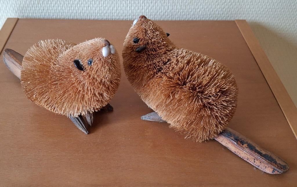 2 Brushart Bevers, Verzamelen, Ophalen of Verzenden, Zo goed als nieuw