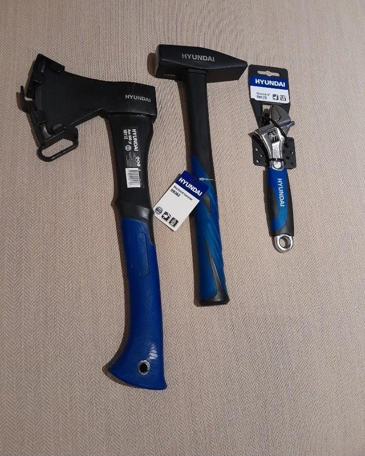 Gereedschap set, hamer, bijl en engelse sleutel, Ophalen, Nieuw