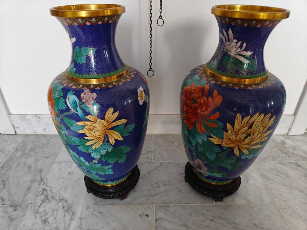 2 mooie antieke cloisonné vazen 45 cm op voet., Ophalen