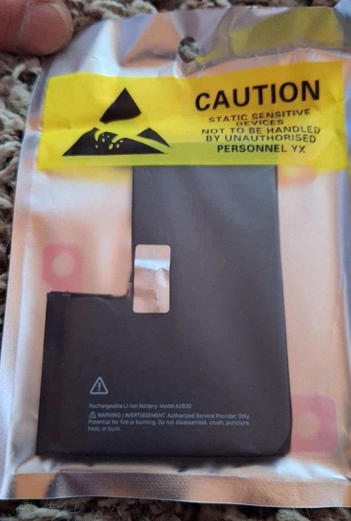NIEUWE batterij Iphone14 pro max ( A2830 ), Télécoms, Téléphonie mobile | Batteries, Enlèvement, Neuf, Apple iPhone, Capacité accrue