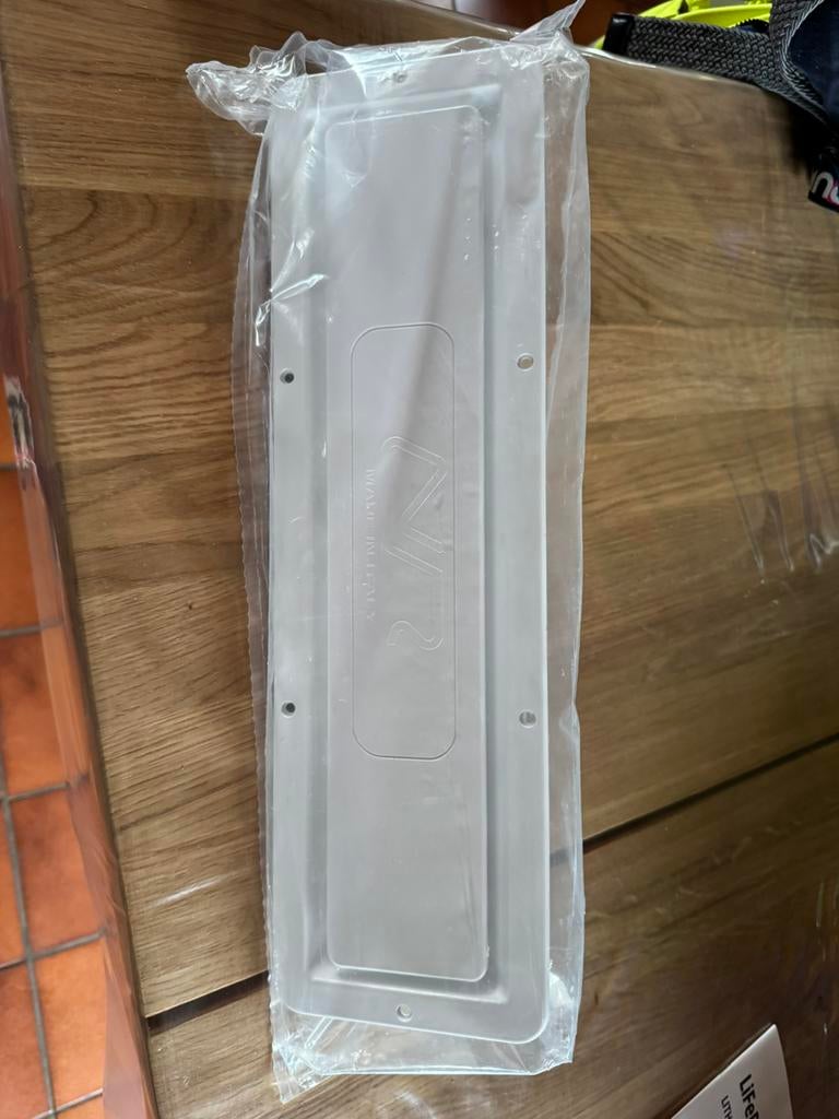 grille de ventilation/sortie d'eau pour camping-cars, Bricolage & Construction, Ventilation & Extraction, Enlèvement ou Envoi