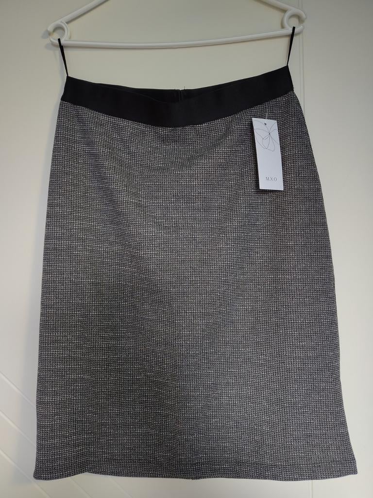 Grijze, geruite rok, maat M, Kleding | Dames, Nieuw, Ophalen of Verzenden, Knielengte, Grijs