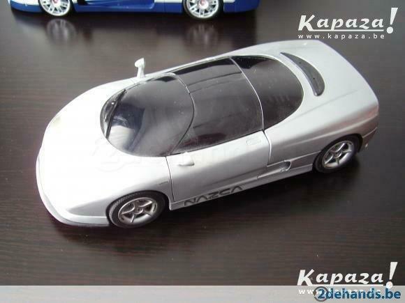 Nazca m12 BMW (met. grey) 1/18 Revell Models, Hobby en Vrije tijd, Ophalen of Verzenden, Gebruikt, Auto, Revell