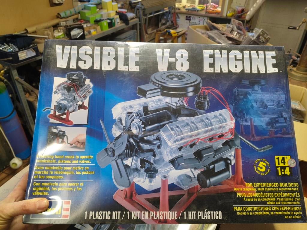 Revell bouwdoos V8 motor, Verzamelen, Ophalen