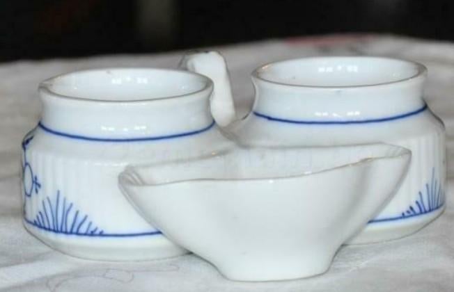 saleron en porcelaine, Antiquités & Art, Enlèvement ou Envoi