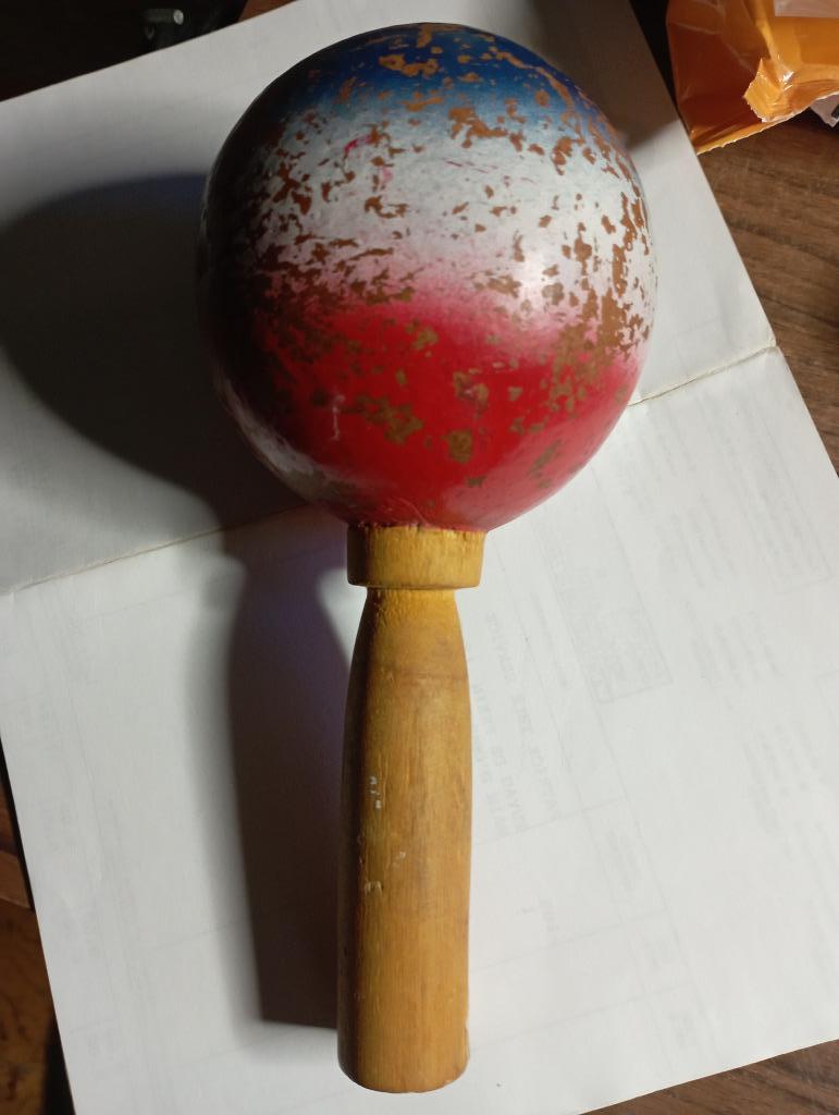 Ancien maracas en bois vintage, Enlèvement