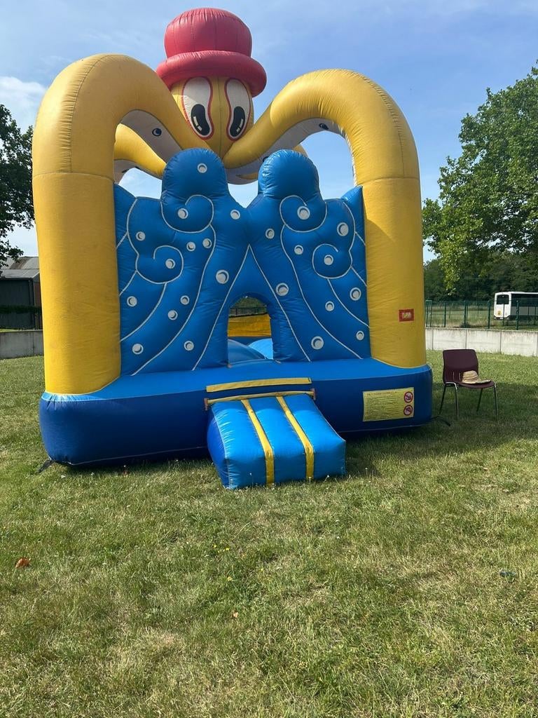 Lot springkastelen te koop incl blowers €1600, Enlèvement ou Envoi, Utilisé