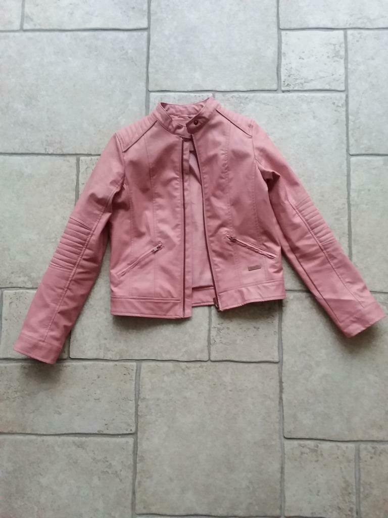Veste en cuir fille, Enfants & Bébés, Enlèvement, Comme neuf, Fille, Pull ou Veste