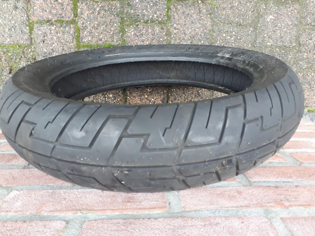 Dunlop K825 Arrowmax 120/80V16 60V front GPX 600/VF 750f, Motos, Pièces | Toutes-marques, Neuf, Enlèvement ou Envoi