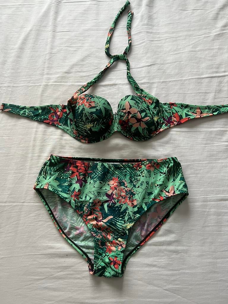 Bikini + tankini met bloemen motief, Ophalen of Verzenden, Zo goed als nieuw, Bikini