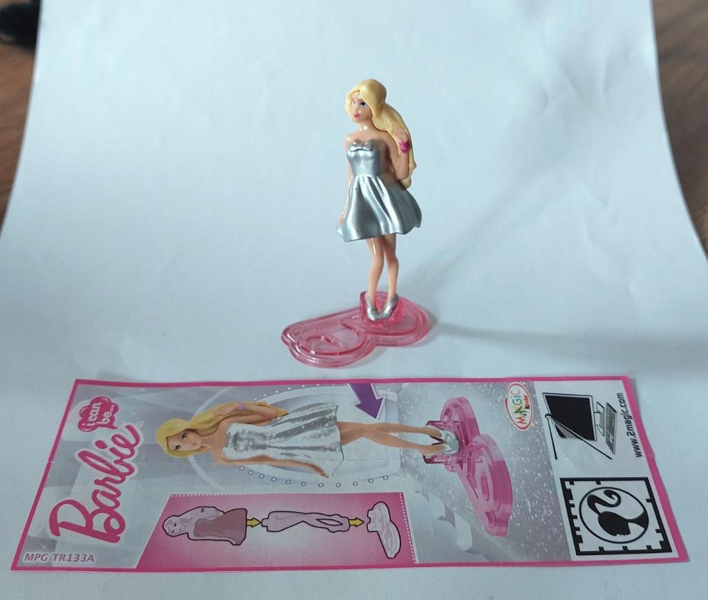 Barbie hors série TR133A argenté + papier, Enlèvement ou Envoi, Comme neuf, Figurines en plastique dur