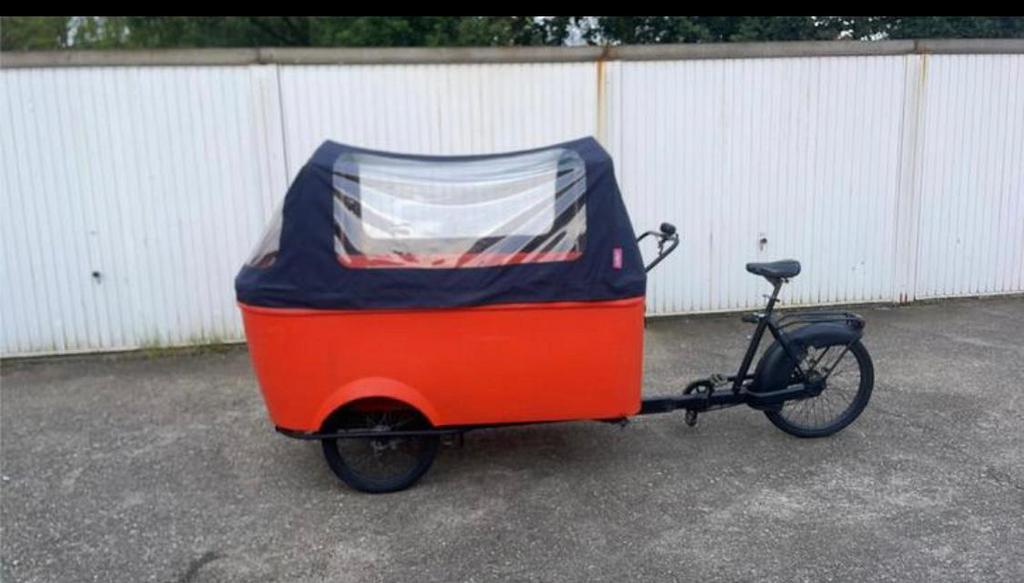 Grote bakfiets super uniek transport cargo reclame, Fietsen en Brommers, Fietsen | Bakfietsen, Zo goed als nieuw, Fietsfabriek