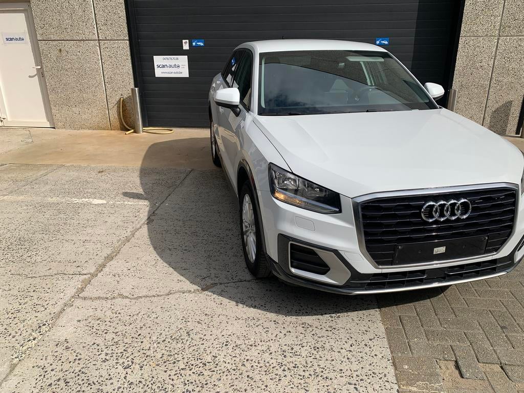Audi Q2 35 tfsi 1,5 benzine attraction 57000km+Gps +trekhaak, Auto's, Voorwielaandrijving, Stof, 1498 cc, 4 cilinders