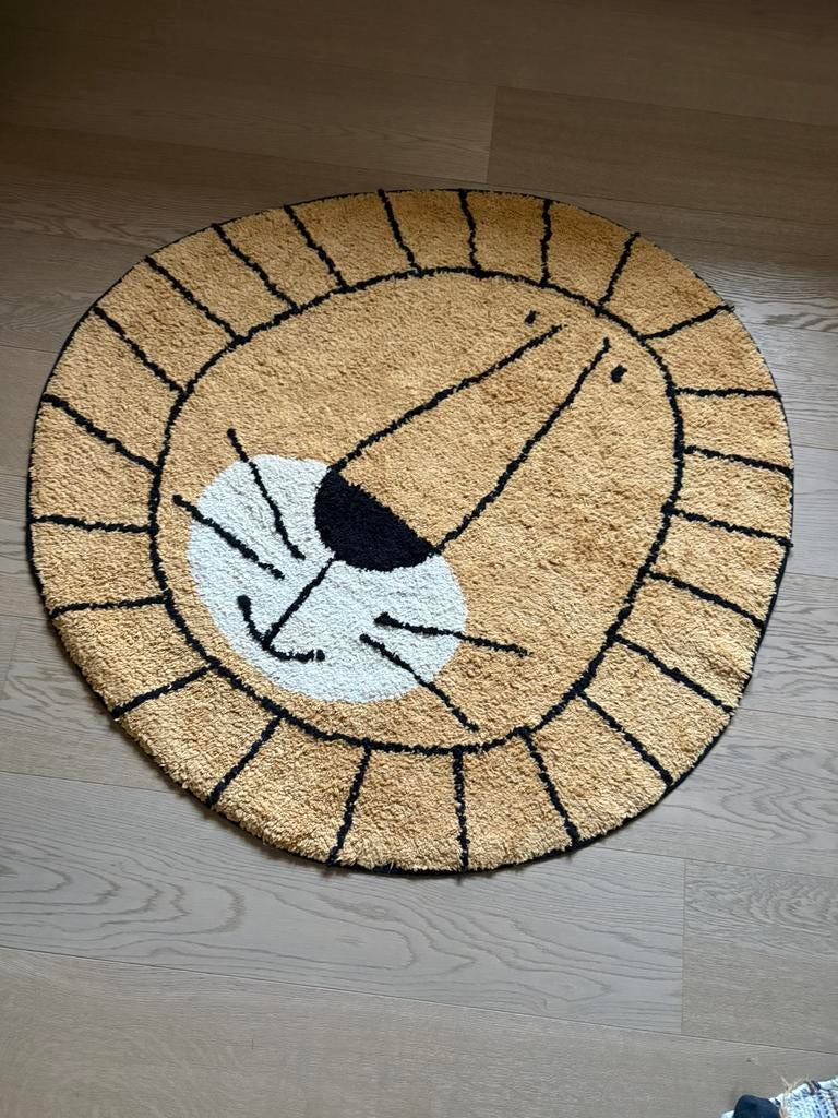 Mat leeuw tapis petit, Ophalen, Zo goed als nieuw