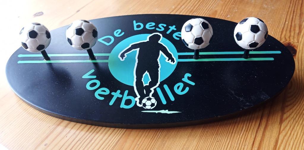 leuke kapstok voor de voetballer (in spé) met vier "haken", Ophalen, Zo goed als nieuw, Kapstokje
