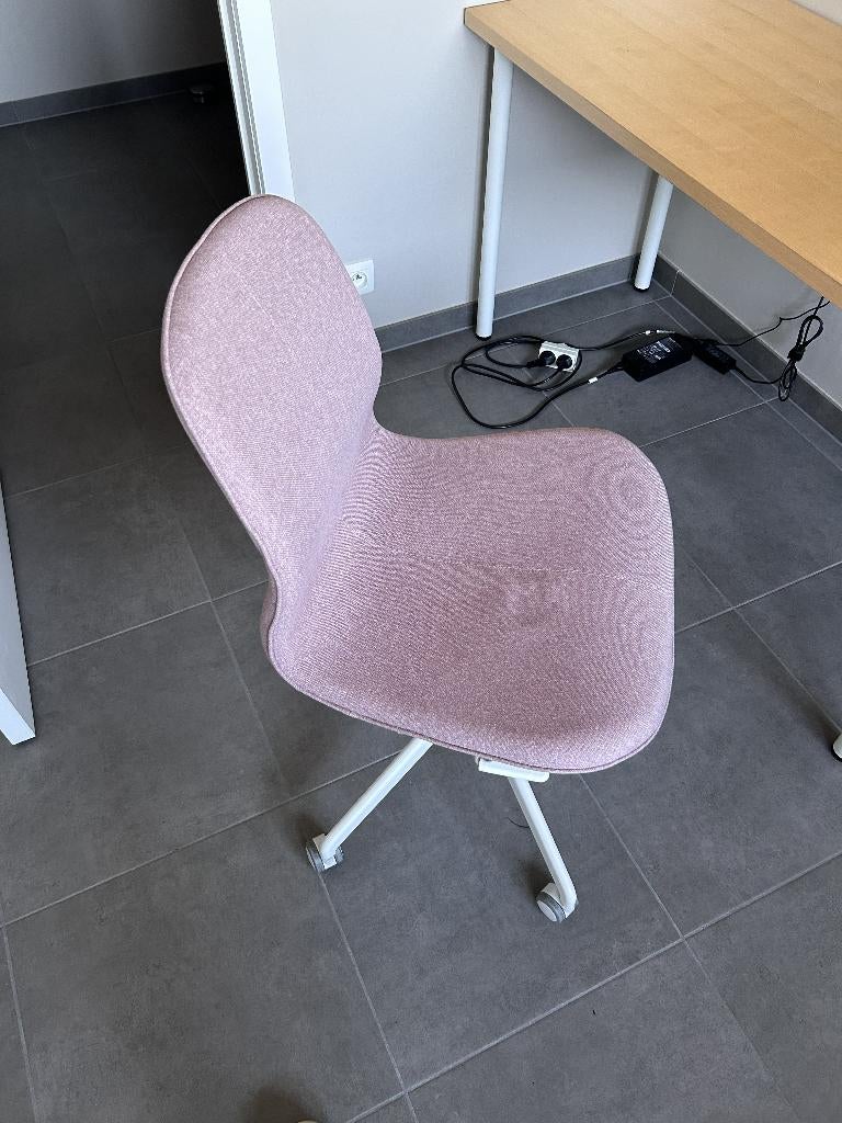 Bureaustoel roze, Ophalen, Zo goed als nieuw, Roze, Bureaustoel