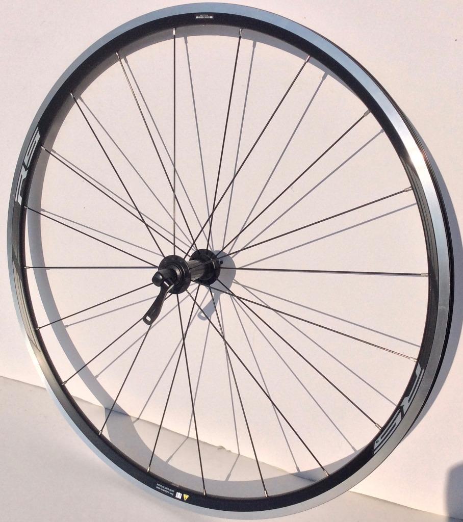 Shimano RS010 voorwiel WH - RS010, Fietsen en Brommers, Ophalen, Zo goed als nieuw, Wiel, Shimano
