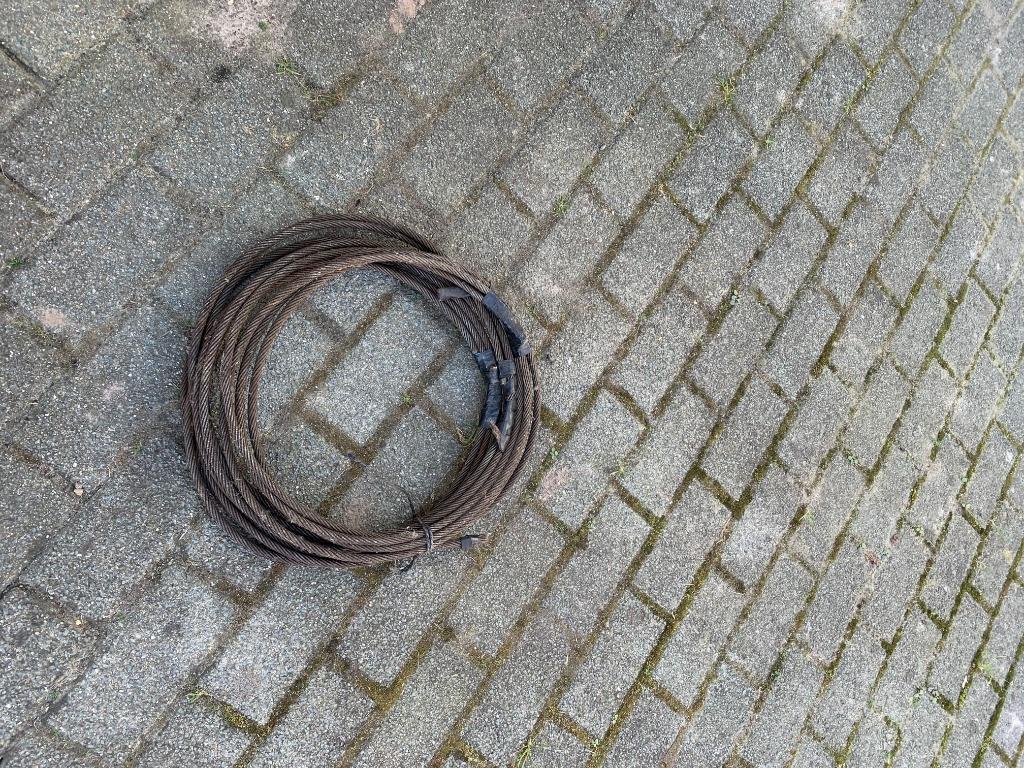 stalen kabels met en zonder lus, Ophalen, Zo goed als nieuw, Handmatig