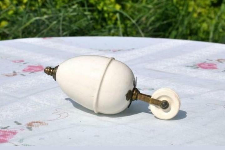 § monte descend en faience pour ancien lustre, Enlèvement ou Envoi