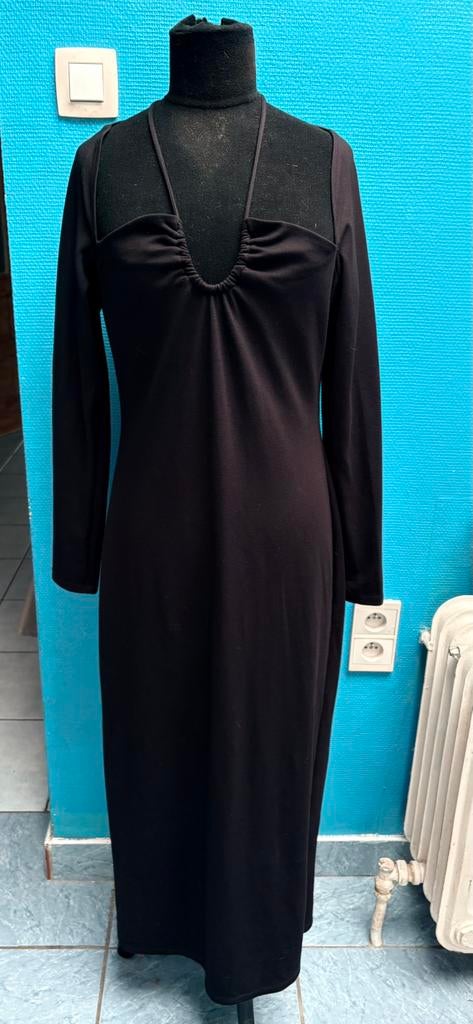 Longue robe noire décolletée longues manches H&M taille L, H&M, Zwart, Maat 42/44 (L), Ophalen of Verzenden