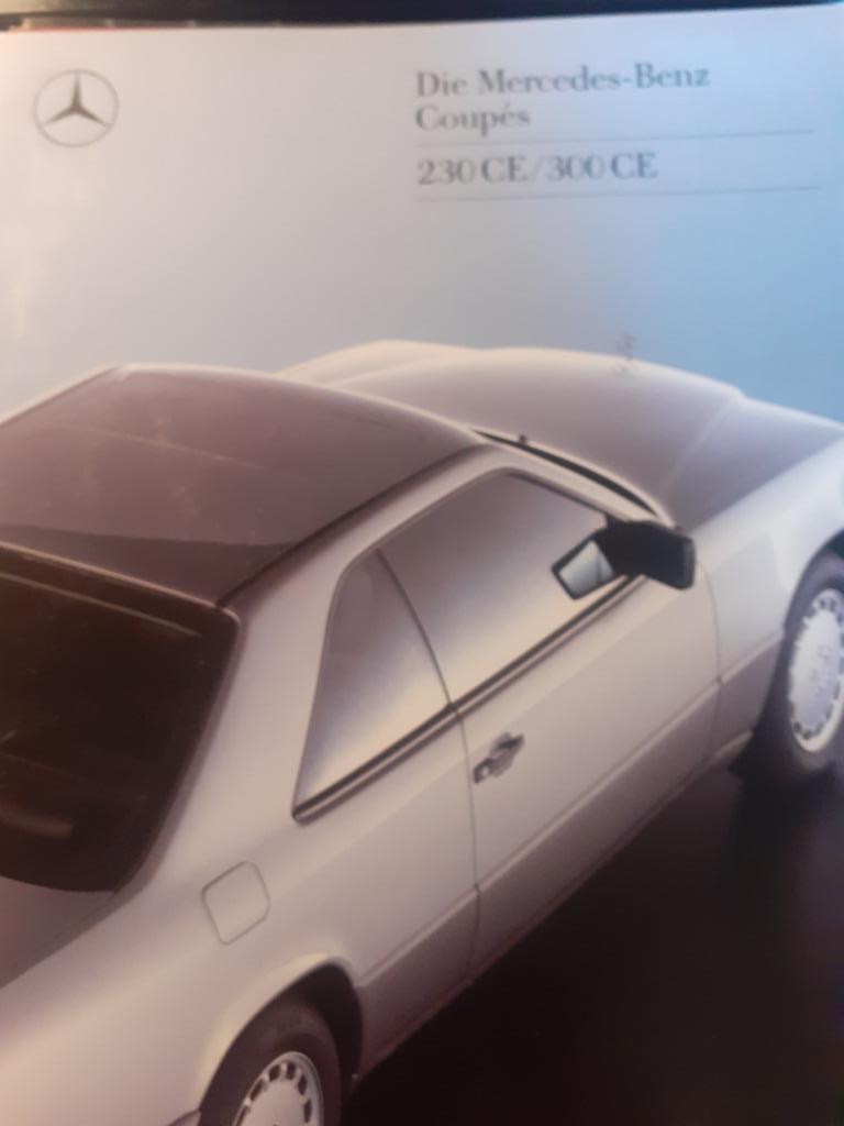 autobrochures Mercedes Benz, Verzenden, Zo goed als nieuw, Mercedes