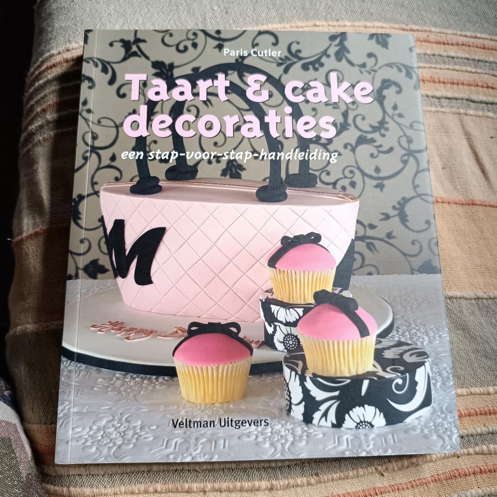 Taart & cake decoraties Paris Cutler, Ophalen of Verzenden, Zo goed als nieuw