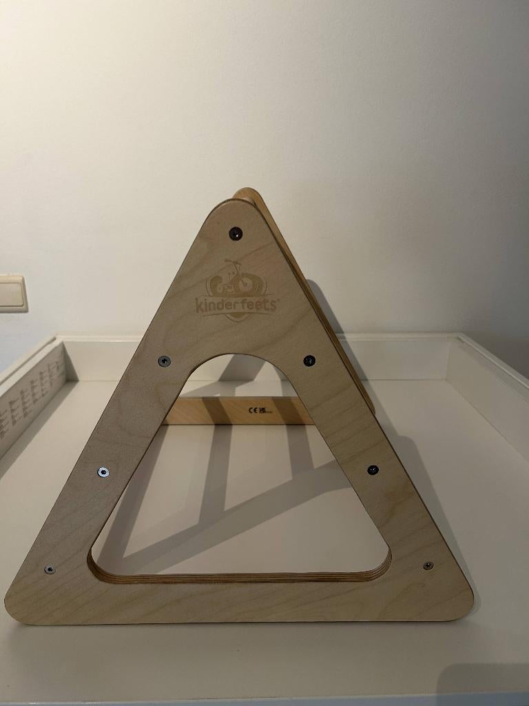 Kinderfeets Houten Driehoek Klimrek - Small, Ophalen, Zo goed als nieuw, Overige typen