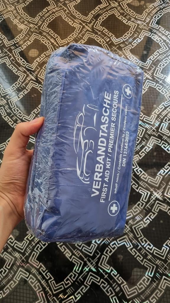 Trousse de secours voiture – Neuve sous blister, Enlèvement ou Envoi, Comme neuf