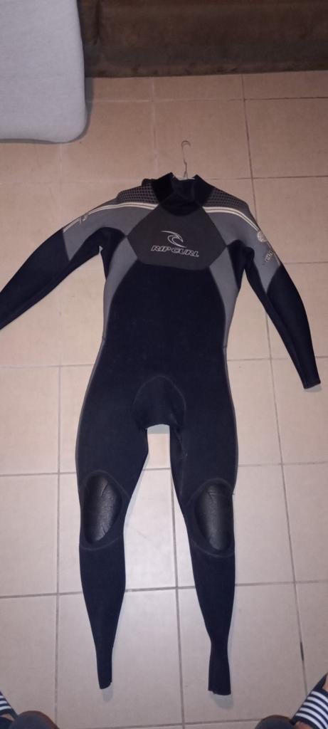 Surfpak winter ( rip curl) 2x gebruikt . Doe een bod, Ophalen, Zo goed als nieuw