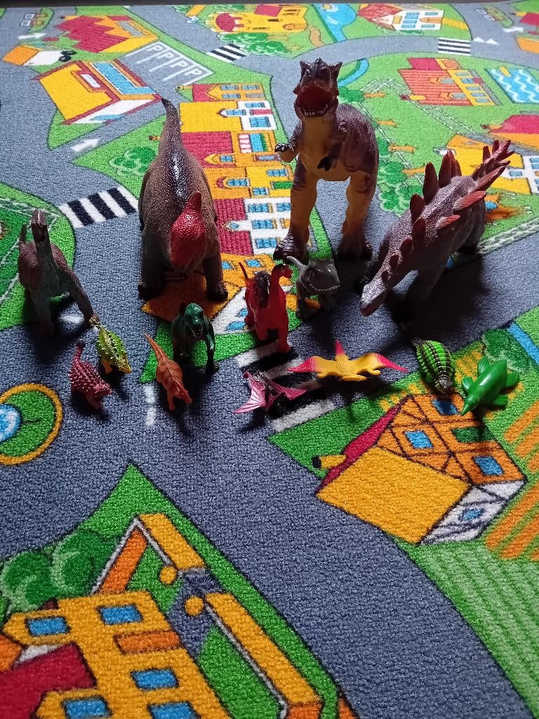 Dino figuren, Ophalen, Gebruikt