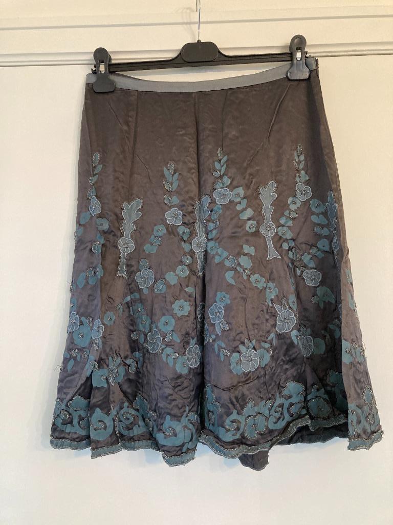 Feestelijke rok afgewerkt mt pareltjes - Essentiel - maat 38, Kleding | Dames, Maat 38/40 (M), Essentiel, Ophalen of Verzenden