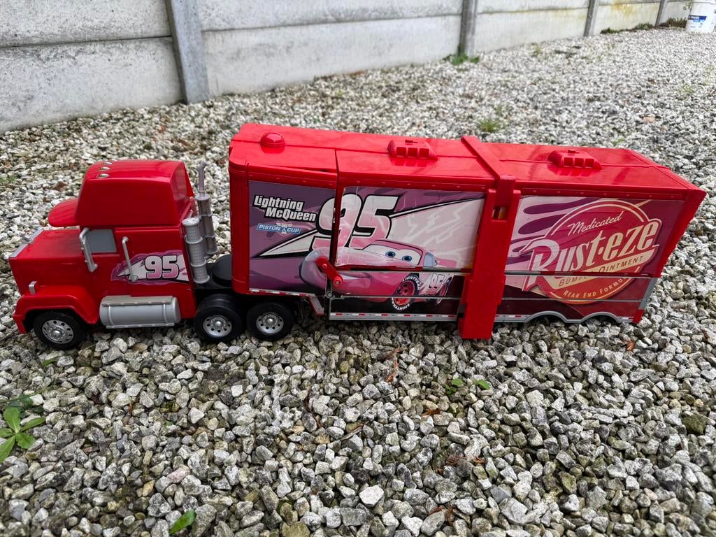 Lightning McQueen, Ophalen, Zo goed als nieuw