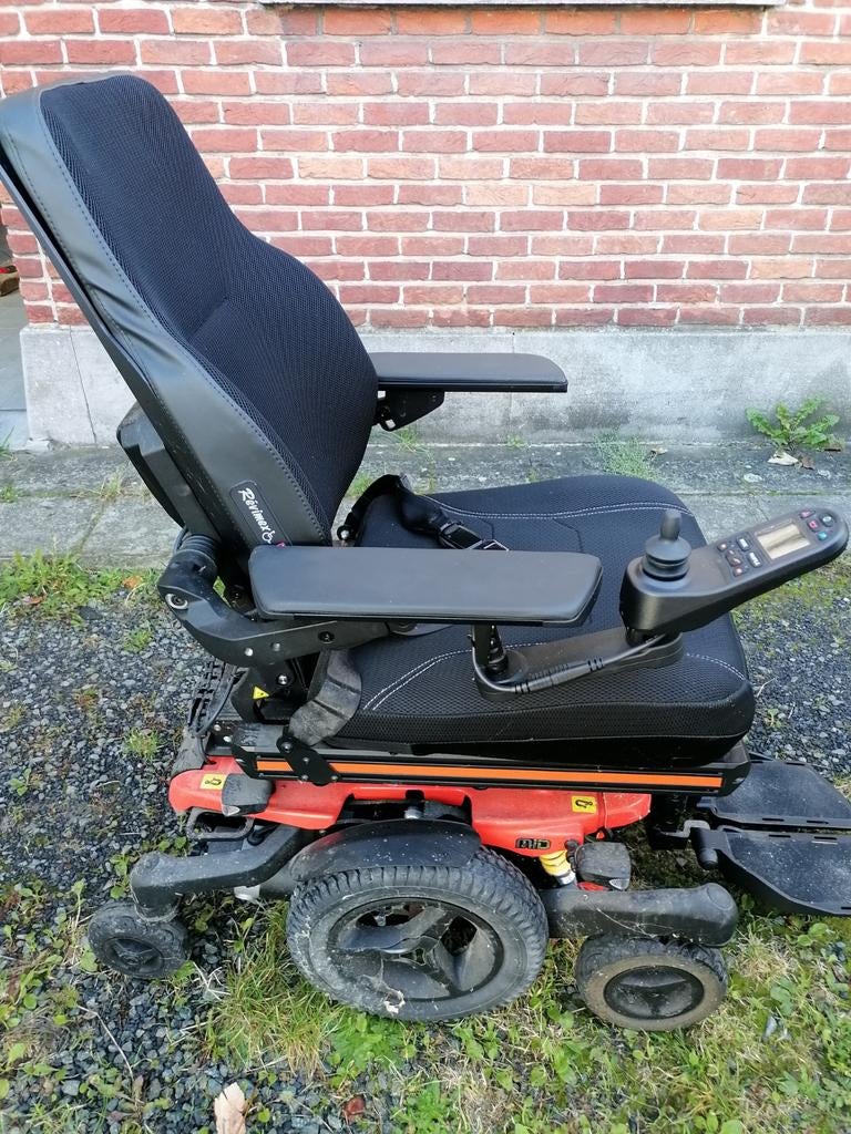 Electrische rolstoel, Ophalen