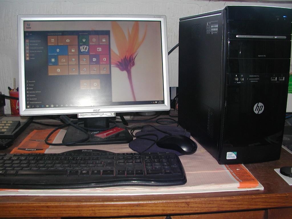 Ordinateur de bureau, Comme neuf, Enlèvement, HP, 4 GB