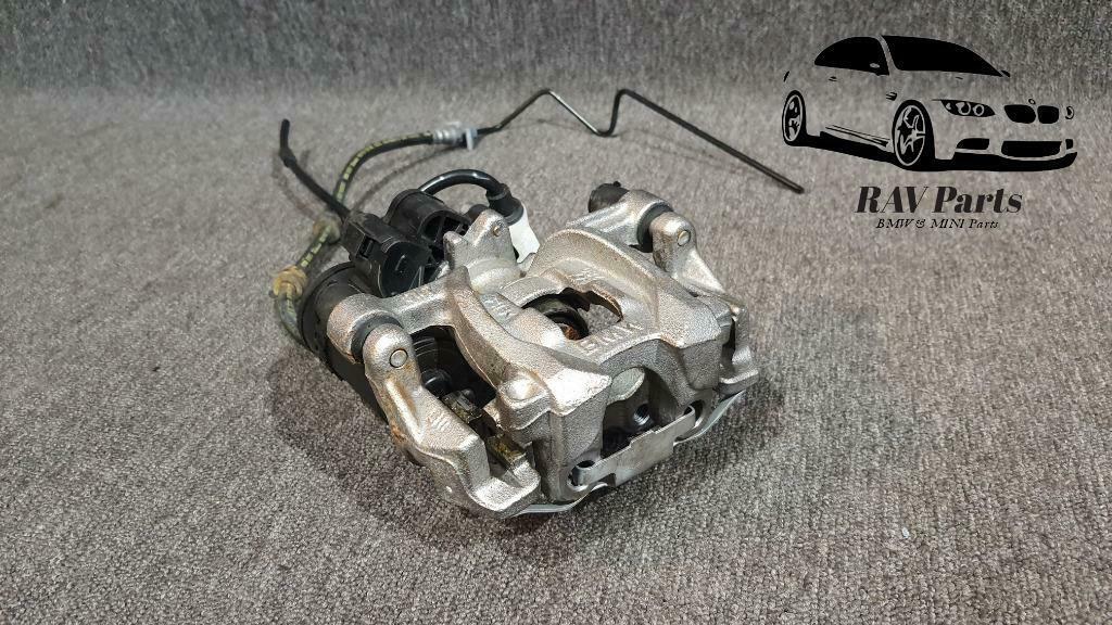 Actuator EMF Remzadel Achterrem Rechts BMW X1 X2 F46, Ophalen of Verzenden, Gebruikt, BMW