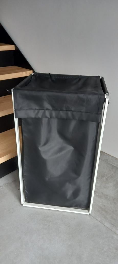 Grand bac à linge, Maison & Meubles, Enlèvement, Utilisé
