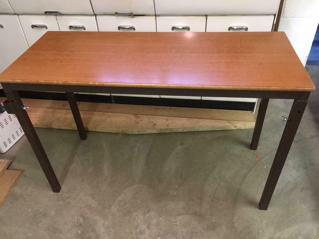 Table / bureau  CONSOLE, Comme neuf, Rectangulaire, 100 à 150 cm, Moins de 50 cm