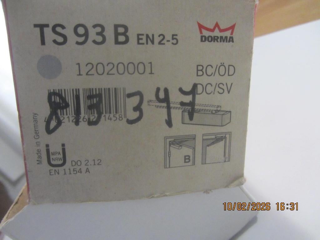 Ouvre/ferme porte DORMA ts 93 B et YALE., Enlèvement, Neuf
